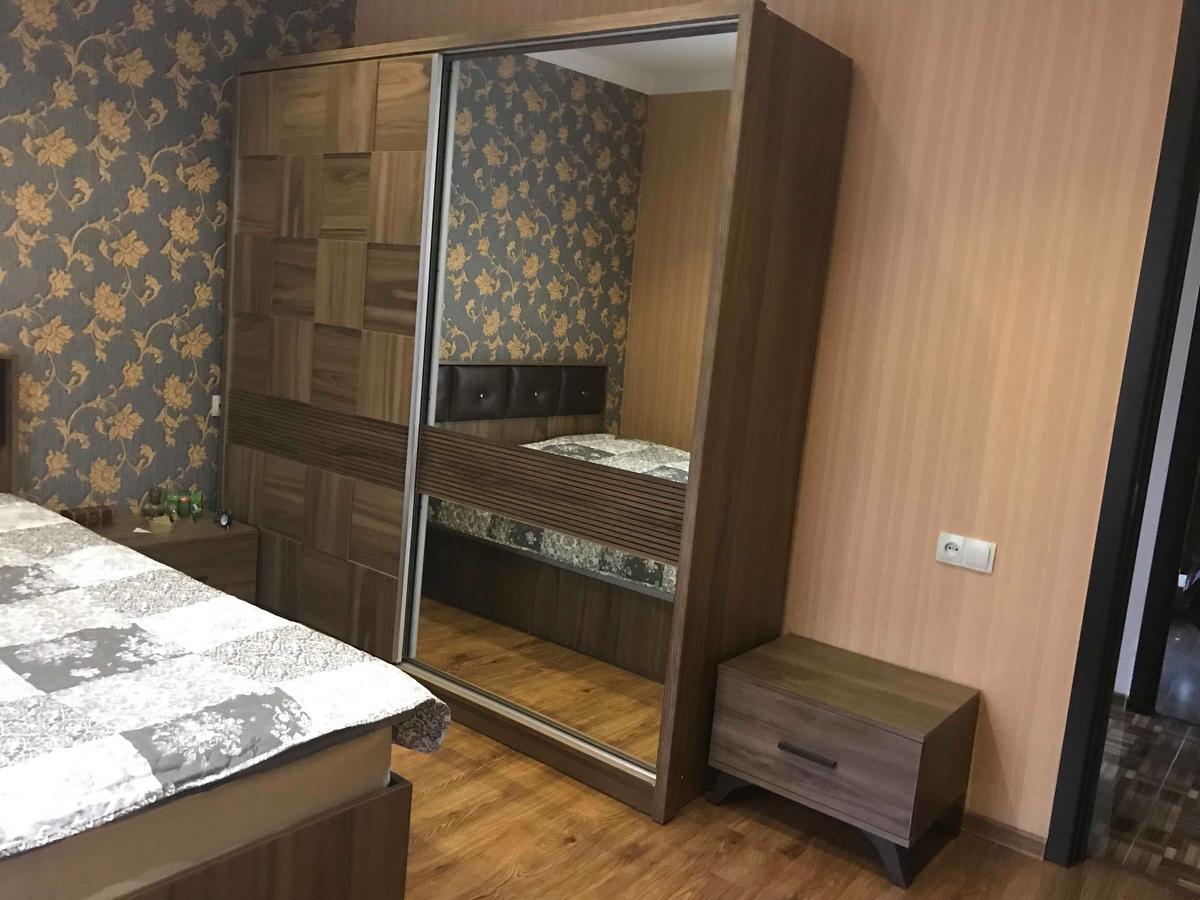 Lela'S Guest House Batumi Eksteriør billede
